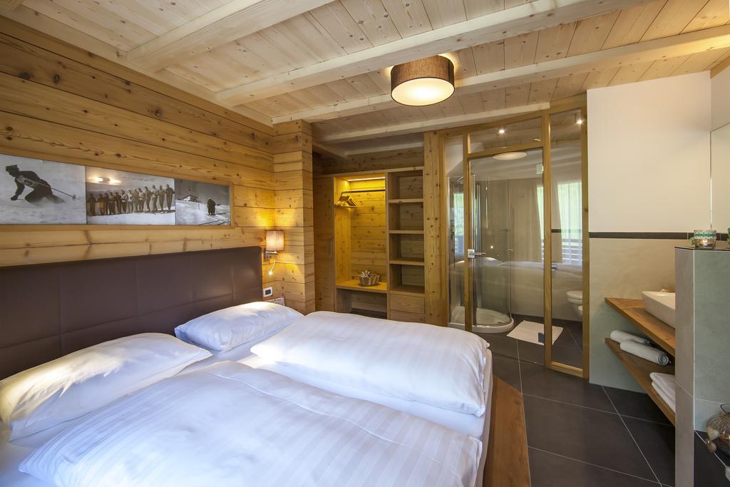 Residence Merk เซลวาดีวัลการ์เดนา ห้อง รูปภาพ